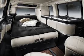 Bett Mobil The Bett Mobil Is A Module That Can Be Inserted Into The Volkswagen Multivan To Convert Into A Modul Luxury Campers Volkswagen Polo Pop Top Camper
