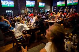 Unfortunately hard liquor and wine can only be purchased at state owned liquor stores which are can you buy alcohol in florida supermarkets on sundays? Coronavirus Florida Bars Can T Serve Alcohol Effective Immediately Because Of Covid 19 State Agency Says