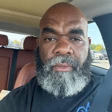 Damon Copeland's Instagram, Twitter & Facebook