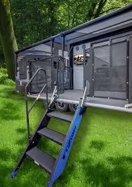 This is the screen only deck enclosure option. Fuzion 420 Toy Hauler Double The Patios Double The Fun