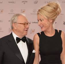 Schauspielerin maria furtwängler und ihr ehemann hubert burda rücken bei bedarf auch öffentlich mal eng zusammen. Prominentes Paar Hubert Burda Und Maria Furtwangler Bilder Fotos Welt