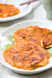 Kimchi Pancake Recipe Kimchijeon Easy Korean Bapsang Recipe In 2020 Kimchi Pancake Kimchi Pancake Recipe Recipes