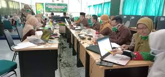 Dalam menyusun rpp dalam menerapkan model pembelajaran di masa pandemi dan di masa new normal kata lantip. Workshop Pembuatan Rpp Sederhana Mts Negeri 6 Bantul Kantor Kementerian Agama Kabupaten Bantul