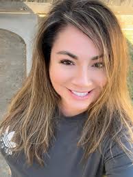 Throwback!! Friendship that's forever💯♥️ @miss_denise_tuttle @carlottarome  @mrs.fonseca86 @michelle.lowery 👭👭👛👠👗👙👡💄