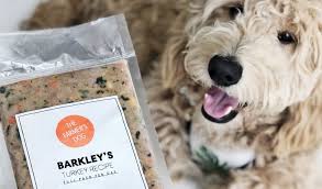Makes and delivers specifically formulated and portioned dog food. The Farmer S Dog Food Review We Tried The Fresh Delivery Service And