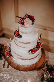 Eleven recipes plus instructions that show how to tort or assemble filled layer cakes in the pan using a croquembouche designer wedding cakes in dorset and hampshire. My Best Friend Made My Gorgeous Wedding Cake Vanilla Buttercream With Strawberry And Nutella Filling Fondanthate