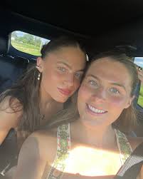 Julia Bergen Wesley (@byjbergen) • Instagram photos and videos