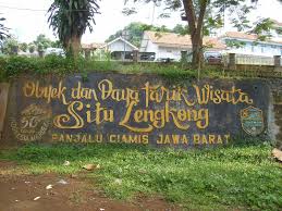 Situ lengkong panjalu masih memiliki kondisi alam yang alami dan asri sehingga membuat wisatawan semakin betah. Situ Lengkong Panjalu Alam Priangan