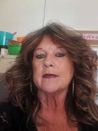 Iaeger High School Alumni Sharing Experiences