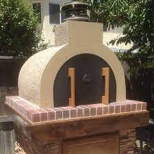 Once you build your own outdoor pizza oven, you'll be able to enjoy the combined pleasures of pizza, outdoors, and a wood fire for a unique experience that you'll love to share with family and friends. Amazon Com Outdoor Pizza Oven Kit Diy Pizza Oven The Mattone Barile Foam Form Medium Size Provides The Perfect Shape Size For Building A Money Saving Homemade Pizza Oven With Locally