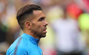 Tevez was born carlos alberto martínez on 5 february 1984 in ciudadela, buenos aires. Carlos Tevez S Scar How Did The Soccer Player Get Injured Details