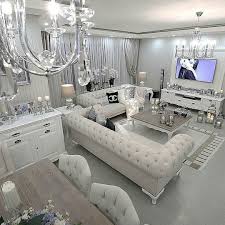 The Latest Luxurious Trends For Your Home Decoration Discover More Luxurious Interior Design Detai Modern Glam Living Room Luxury Living Room Glam Living Room