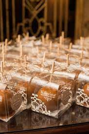 Jennifer And Joel S Wedding In Potomac Maryland Wedding Favors Fall Creative Wedding Favors Candy Wedding Favors
