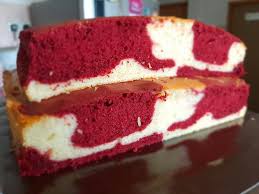 This cake is so moist, fluffy, rich and velvety. Sedapnya Kek Marble Red Velvet Cheese Pesona Pengantin