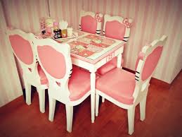 Cafe Hello Kitty I Want This Set Hello Kitty Bedroom Cafe Hello Kitty Hello Kitty Rooms