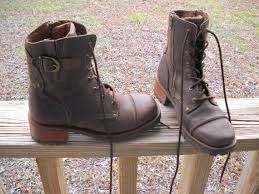 Free delivery and returns on ebay plus items for plus members. Vintage Hd Harley Davidson Womens Biker Boots Lace Up And Zip Up Brown Leather Size 6 And Half 6 1 2 Womens Biker Boots Biker Boots Boots