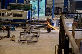Ing�nieurs et cadres de la m�tallurgie. Stmi Production Specialistes Metallerie Acier Inox