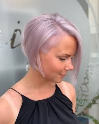 Maybe, you can even customize your current cut by using some hair experts' tips collected in the article. 30 Impressive Short Hairstyles For Fine Hair In 2021
