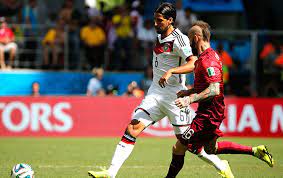 Португалия се изправя срещу германия в двубой от втория кръг на група f на евро 2020. Germaniya Portugaliya Onlajn