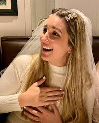 Kristine Boland's Instagram, Twitter & Facebook