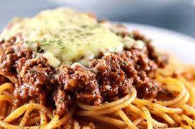 Cook for around 10 minutes until the onions start to look translucent. Quick And Easy Spaghetti Bolognese Scrambled Chefs