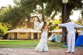 The jamison family has proudly renovated this historic hotel back to its original warmth of stone, wood and candlelight. Wedding At The Jamison Brown House Steven Cotton Photography