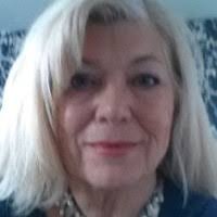 30+ (na) “Laura Tomlin” profile