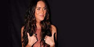 God in his infinite wisdom gave me very short stubby thumbs. 10 Things You Ll Completely Understand If You Have Clubbed Thumbs What Is A Clubbed Thumb