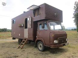 Camion Amenage Saviem Sg2 Caravaning Drome Leboncoin Fr Camion Amenager Camping Cars Camion Truck