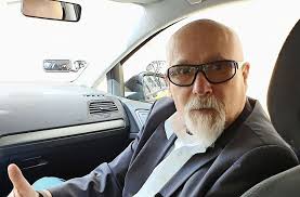 Günstige preise, ferienfahrschule und lernen sowie tipps rund um den führerschein für pkw, motorrad und lkw. Wie Es Einem Ergeht Der Sich Nach 42 Jahren Fahrpraxis Nochmals Freiwillig Einer Prufung Stellt Fuhrerscheinprufung Nach Uber 40 Jahren Esslingen Esslinger Zeitung