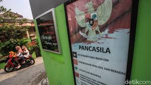 Penyelenggara negara dan warga negara mewujudkan nilai ke tuhanan, kemanusiaan, kebangsaan, serta kerakyatan dan ke adilan dalam kehidupan seharihari d. Nilai Yang Terkandung Dalam Sila Pertama Pancasila Begini Penjelasannya