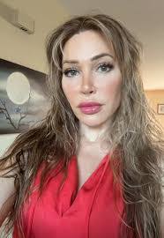 Erika Lacy's Instagram, Twitter & Facebook