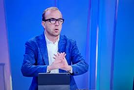 We did not find results for: Annuncio Sui Social Trevisani Lascia Sky Accordo Vicino Con Un Altra Tv I Dettagli