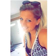 Ali Pullen's Instagram, Twitter & Facebook