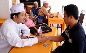 Bayar zakat harta dan zakat fitrah online? Kadar Zakat Fitrah Selangor Kekal Rm7 Boleh Bayar Dalam Talian Free Malaysia Today Fmt