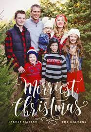 Family Outfits What To Wear For Your Christmas Tree Farm Photo Shoot W Christmas Tree Farm Photos Christmas Tree Farm Photo Shoot Family Photo Outfits Winter