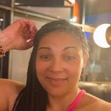 Tonia Grant's Instagram, Twitter & Facebook