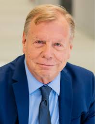 Randy Thatcher's Instagram, Twitter & Facebook