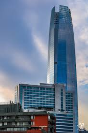 Costanera center é um shopping grande e com muitas opções de tudo! Rafael Paganotti Building Skyscraper Chile