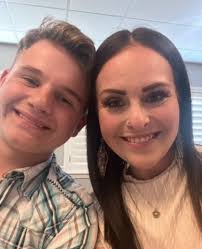 Relo Adams (@reloadams) • Instagram photos and videos