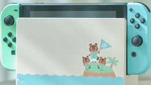 New horizons is the first new entry in the mainline animal crossing series for almost eight years and the first entry to be playable on the nintendo switch. Une Nintendo Switch Aux Couleurs D Animal Crossing New Horizons Sera Disponible En Meme Temps Que Le Jeu Actu Gamekult