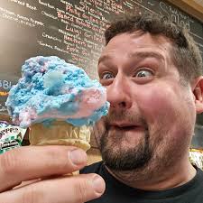 Jay's Delivers with the Door Dash App! Stay warm and have us bring you  dinner! 🚙  https://www.doordash.com/store/jays-deli-llc-grinnell-2527036/?delivery=  🚙⁠ Call ahead at ⁠👉641-260-6988👈.⁠ Jay's is open M-F 11A-8P Sat 11A-5PM  917 Broad Street