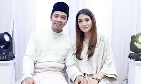 See more of amyra rosli dan amar baharin on facebook. Majlis Hari Jadi Rumah Terbuka Amar Baharin Amyra Rosli