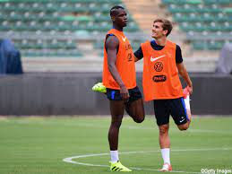 アントワーヌ グリーズマン antoine griezmann アトレティコ マドリーのfwアントワーヌ グリエーズマンはフランス代表のチームメイトであるマンチェスター ユナイテッドのmfポール ポグバと いずれは同じクラブチームでプレーすることを望んでいるよう