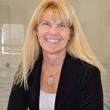 Loretta Fair's Instagram, Twitter & Facebook