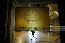 Familia, definita prin origine, este vazuta ca legatura de sânge, locul în care te nasti, matricea primara în care se afla individul, unde se formeaza el si istoricul sau personal. IniÅ£iativa LegislativÄ Privind Revizuirea News Ro