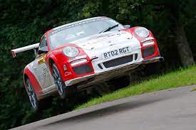 Kalle gustafsson debuterade i ford fiesta r5, en debut som gav seger totalt. Tuthill Porsche S 911 At Rallye Deutschland