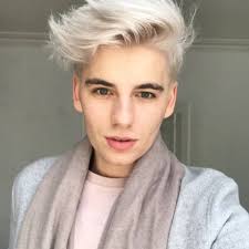 Medium hair with a quiff. 7 Ravishing Platinum Blonde Hairstyles For Men To Explore
