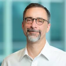 Honored to visit our V2X Inc operations and team at the Neutral Buoyancy  Lab (NBL). They are a critical element of the Artemis Mission in the  training of Astronauts Extra Vehicular Activities (