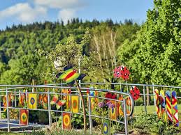 Theoretisch können sie überall im garten mit dekoration experimentieren. Gartendekorationen Joska Bodenmais